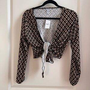 Rue 21 Tie sweater / cover size xl (NWT) very stretchy